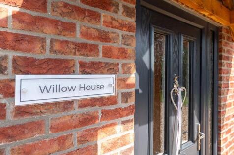 Willow House, Station Road, Wickenby 3 bed semi