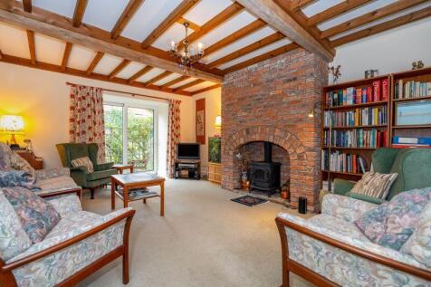The Corner House, Kingsway... 3 bed barn conversion for sale