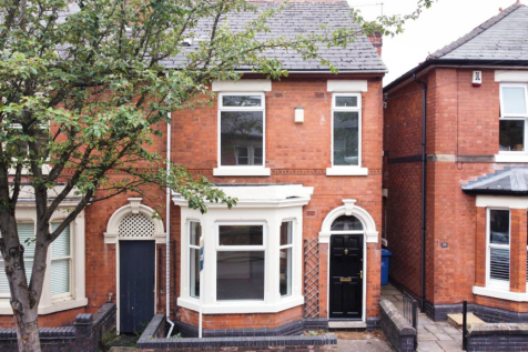 Wheeldon Avenue, Derby, Derbyshire... 3 bed semi