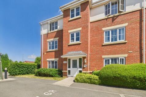 Grasscroft House, Archdale Close... 2 bed flat for sale
