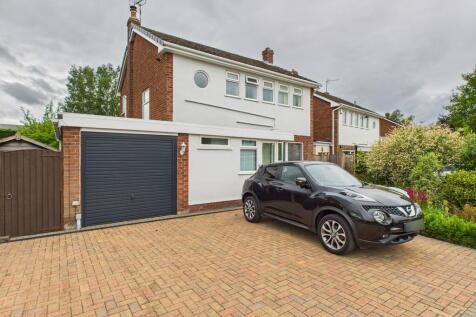 Oaklands Crescent, Tattenhall 3 bed detached house for sale