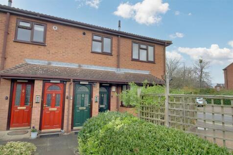 Manor Green Walk, Carlton, Nottingham 2 bed maisonette for sale