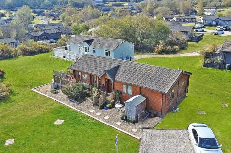 Warren Lodge Park, Woodham Walter 3 bed park home for sale