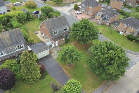 The Heights, Danbury 3 bed detached house for sale