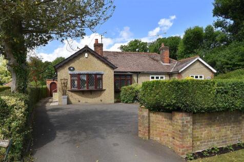 The Ridge, Little Baddow 2 bed bungalow for sale