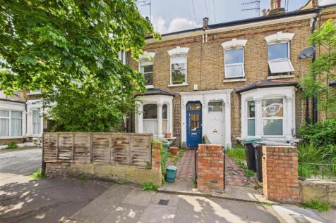 Beaconsfield Road, London 3 bed terraced house for sale