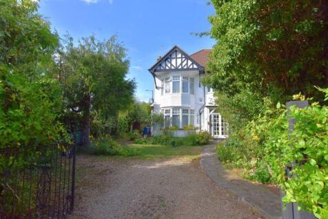 4 bedroom semi-detached house for sale
