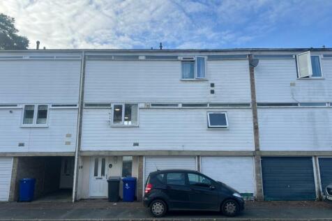 5 bedroom terraced house for sale