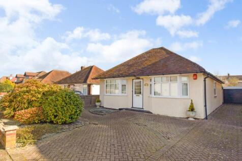 Cambridge Avenue, Burnham, SL1 3 bed bungalow for sale