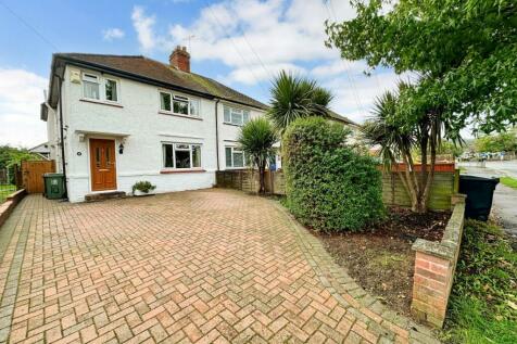 4 bedroom semi-detached house for sale