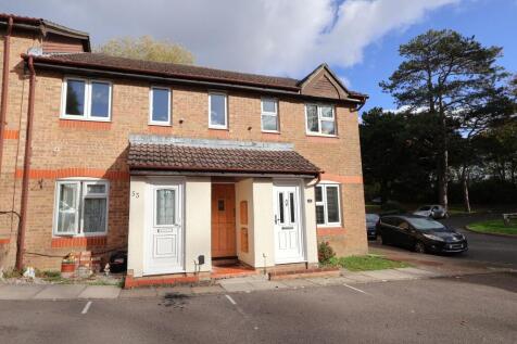 Nutfield Court, Maybush, Southampton 1 bed flat for sale