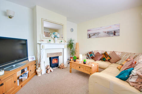 BITTERNE PARK! SWIMMING POOL! FRESHLY... 3 bed detached house for sale