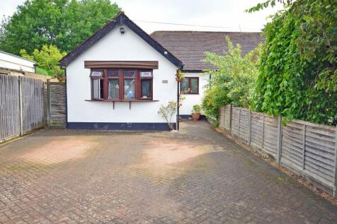 2 bedroom semi-detached bungalow for sale