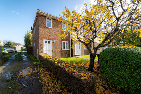 Pier Avenue, Whitstable, CT5 2 bed flat for sale