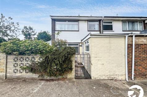Stour Close, Rochester, Kent, ME2 3 bed end of terrace house for sale