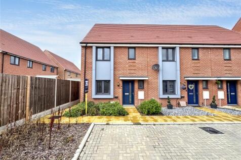 Eastwood Chase, Rainham, Gillingham... 3 bed end of terrace house for sale