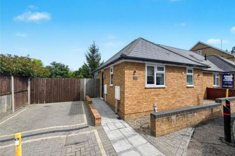 Merlin Way, Gillingham, Kent, ME7 2 bed bungalow for sale