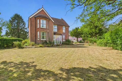 Sloe Hill, Halstead CO9 3 bed detached house for sale