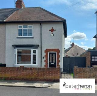 2 bedroom semi-detached house for sale