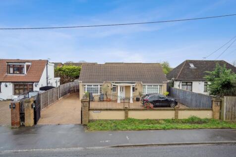 Church Road, Iver SL0 2 bed detached bungalow for sale