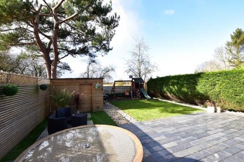 Withycroft, George Green SL3 2 bed maisonette for sale