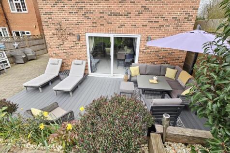 Main Road, Barnstone 4 bed detached house for sale