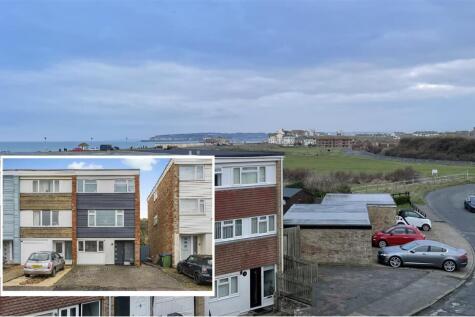 4 bedroom terraced house for sale