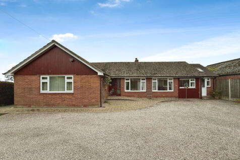 3 bedroom detached bungalow for sale
