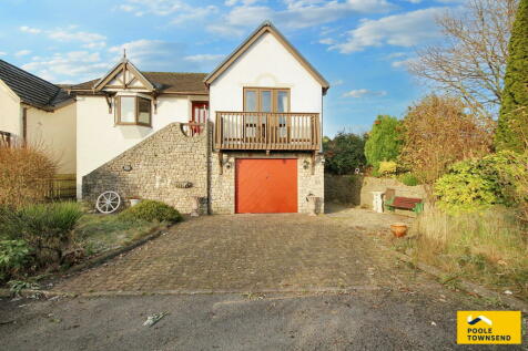 2 bedroom detached house for sale