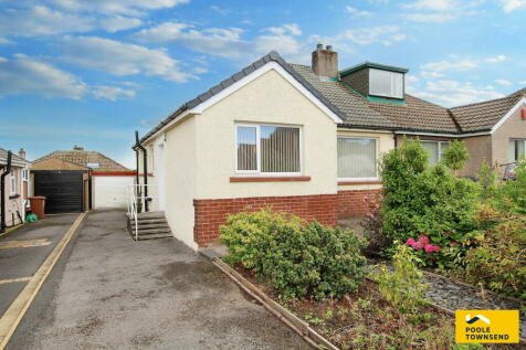 2 bedroom semi-detached bungalow for sale