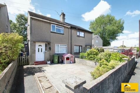 2 bedroom semi-detached house for sale