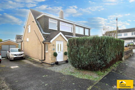 3 bedroom semi-detached house for sale