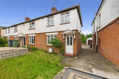 Chalks Road, Witham, Essex, CM8 3 bed end of terrace house for sale