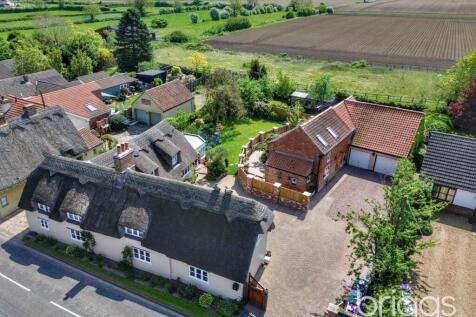 8 bedroom cottage for sale