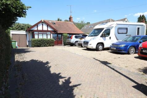 Henley Road, Caversham, Reading 3 bed detached house for sale