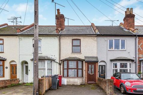 Gosbrook Road, Caversham, Reading 3 bed terraced house for sale