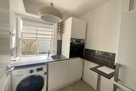 1 bedroom flat for sale