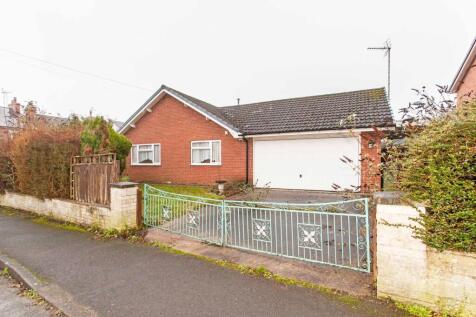 Gray Street, Clowne, S43 3 bed detached bungalow for sale