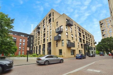Burgess Springs, Chelmsford, Essex 1 bed apartment for sale
