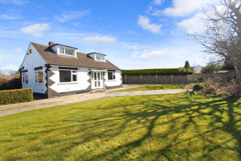 2 bedroom detached bungalow for sale