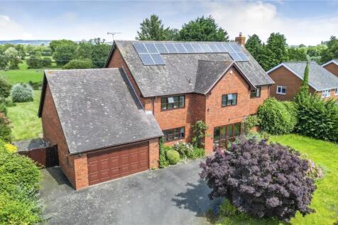 Ayers Rock, Old Road, Monkland... 6 bed detached house for sale