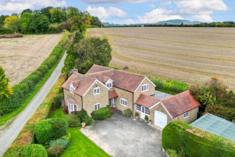 Crosshorn, Shelderton, Clungunford... 3 bed detached house for sale