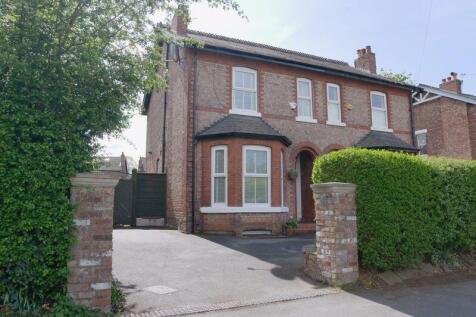 3 bedroom semi-detached house for sale