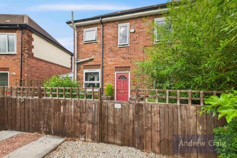 2 bedroom semi-detached house for sale