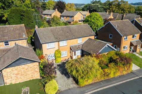 Hazel Road, Purley on Thames... 5 bed detached house for sale