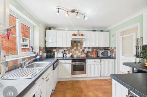 Capell Walk, Stanton 5 bed detached house for sale