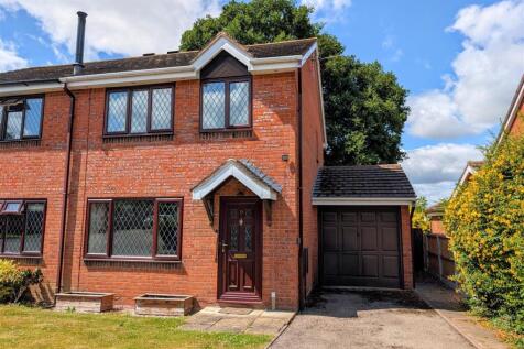 23 The Maitlands, Dorrington, SY5 7LD 3 bed semi