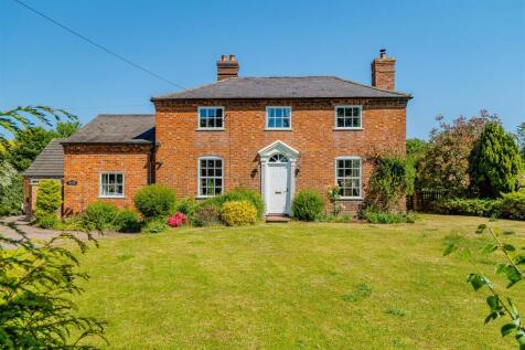 Elm Farm Cottage, Welshpool Road... 5 bed detached house for sale