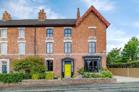 5 bedroom house for sale