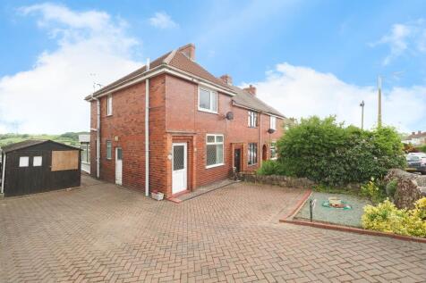 2 bedroom semi-detached house for sale